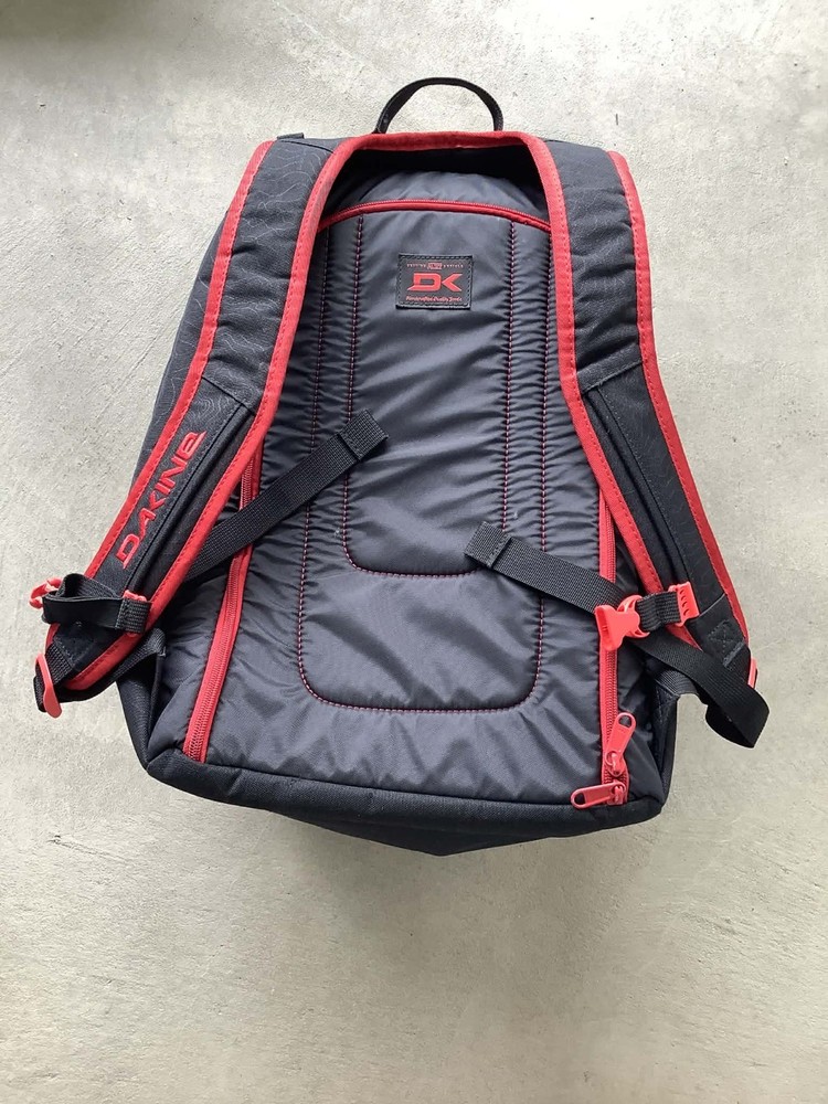 Dakine Boot Backpack 50L - Black/ Red 175Cm