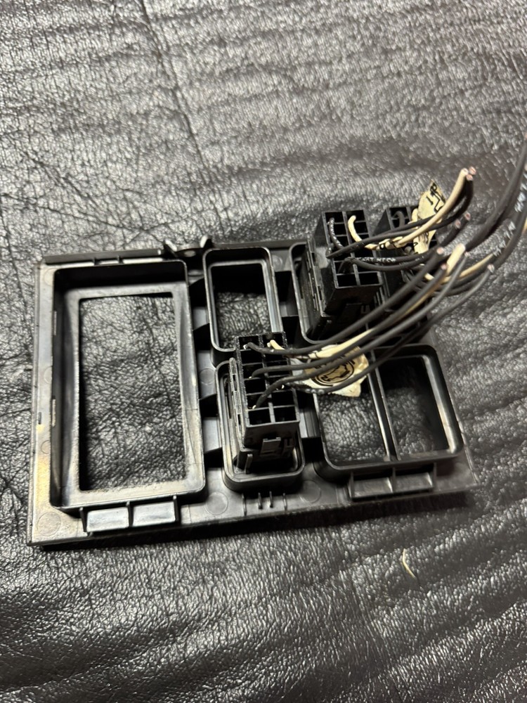 Volvo Dash Panel - P/N: 20360992