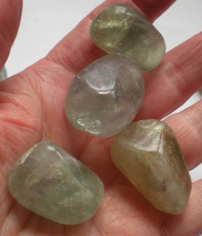 Fluorite -16 Medium Tumbled Stones rt45