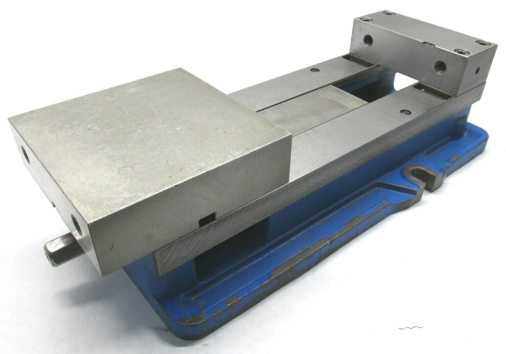 NICE! KURT 6" ANGLOCK MILLING MACHINE VISE w/ HANDLE