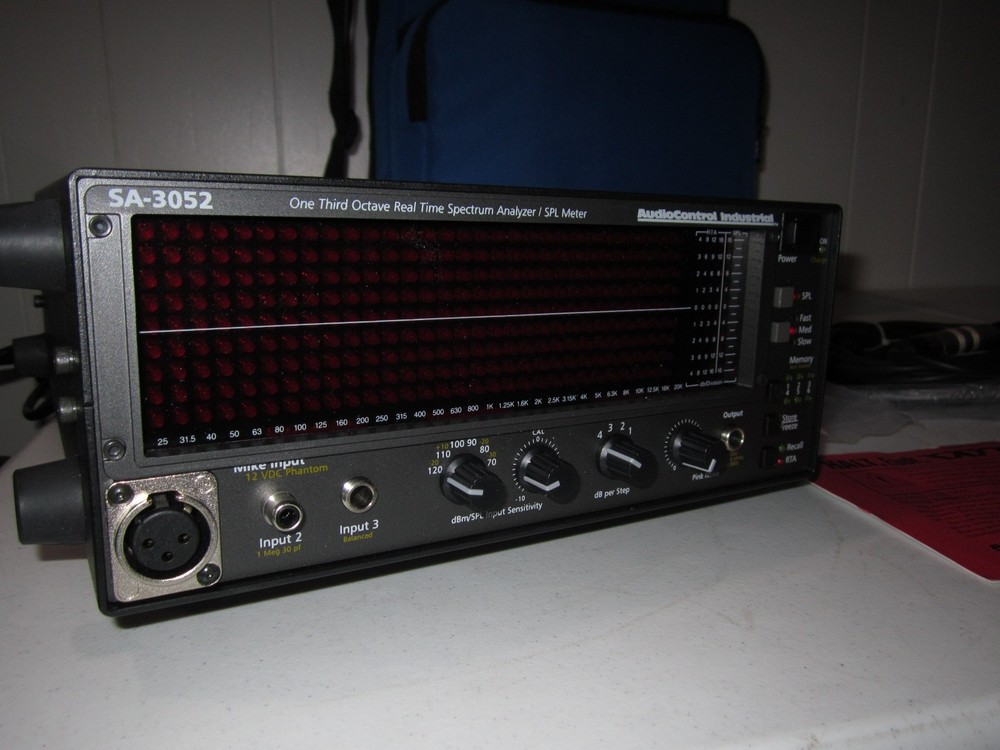 Audio Control SA-3052 one Third Octave Real Time Spectrum Analyzer / SPL Meter