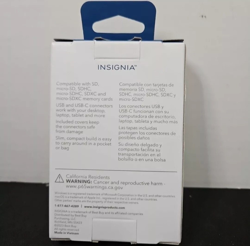 Insignia USB-C/USB 3.0 to SD and microSD Memory Card Reader