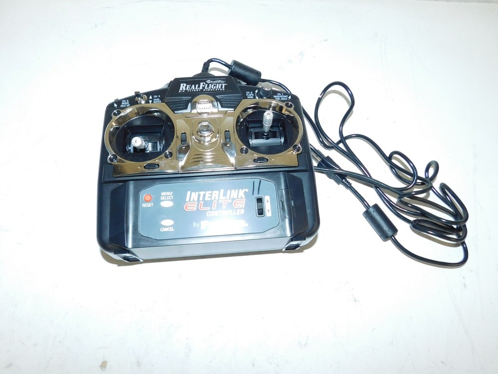 ^^ FUTABA RF 7.5 REALFLIGHT R/C FLIGHT SIMULATOR (LSP106)