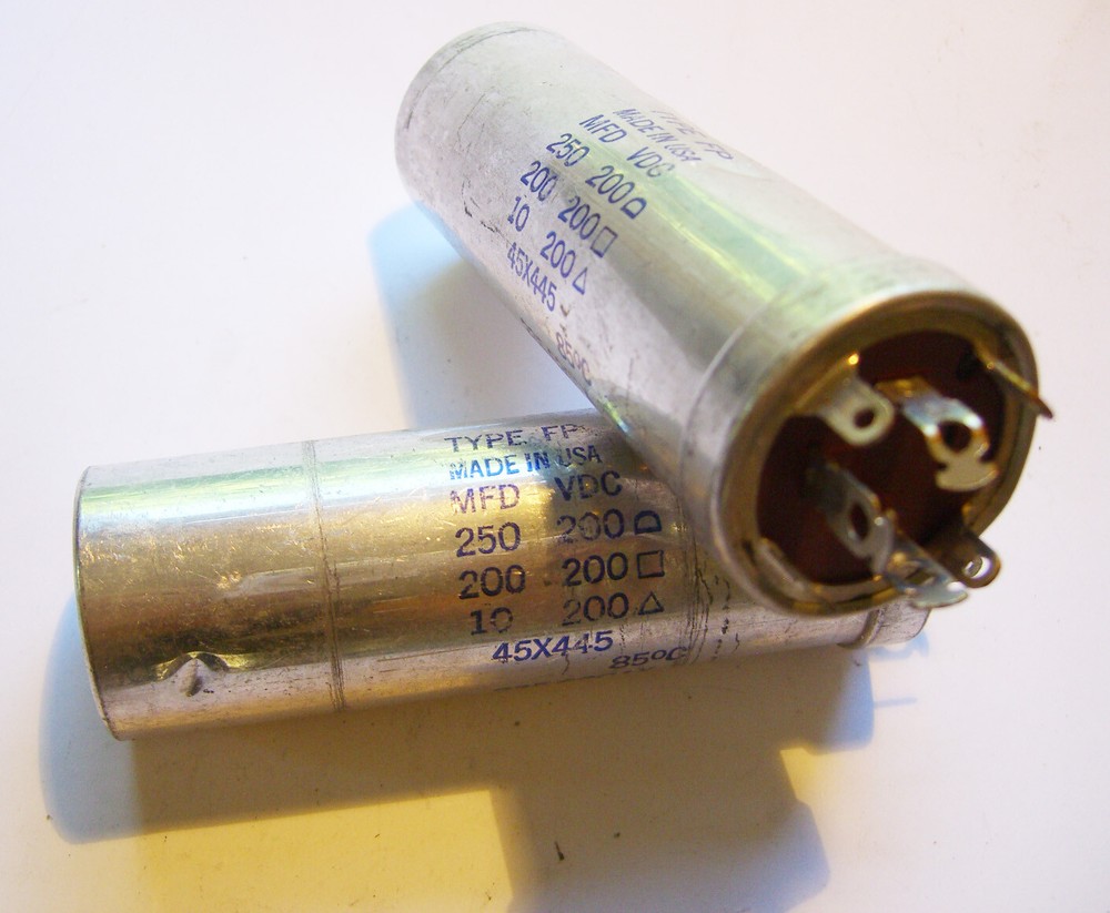 1 NOS Type FP Multi-Section Capacitor 250 / 200 / 10 uf @ 200 v