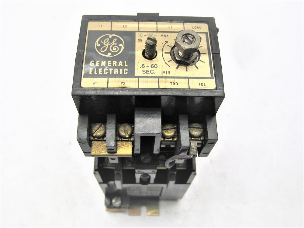 GENERAL ELECTRIC CR122BT SER.A SOLID STATE TIMER UNMP