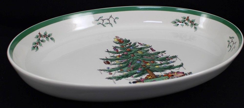 Spode Christmas Tree Green 14 Inch Oval Baker