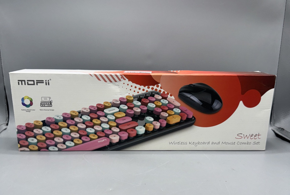 Wireless Retro Full Size Keyboard and Mouse Set