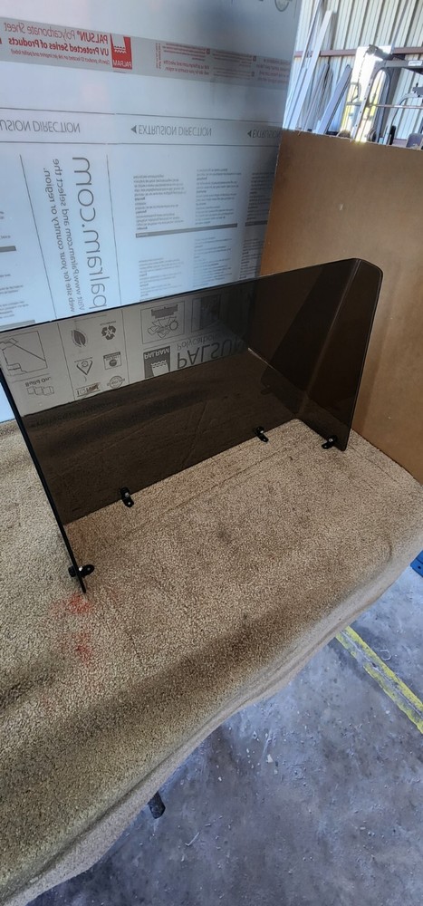 Universal boat windshield 28 1/2", 1/4" premium plexiglass, center console