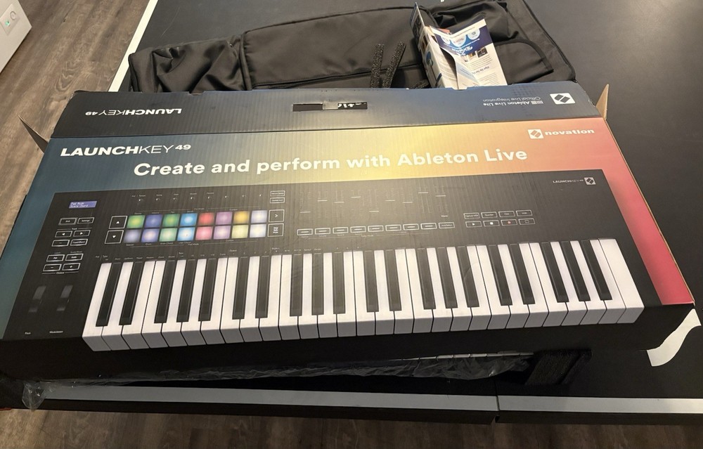 Novation Launchkey 49 MIDI Keyboard – Mint Condition (with Carrying Bag & Box)