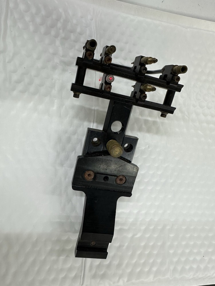 Item 3346 - Vintage Archery Sight