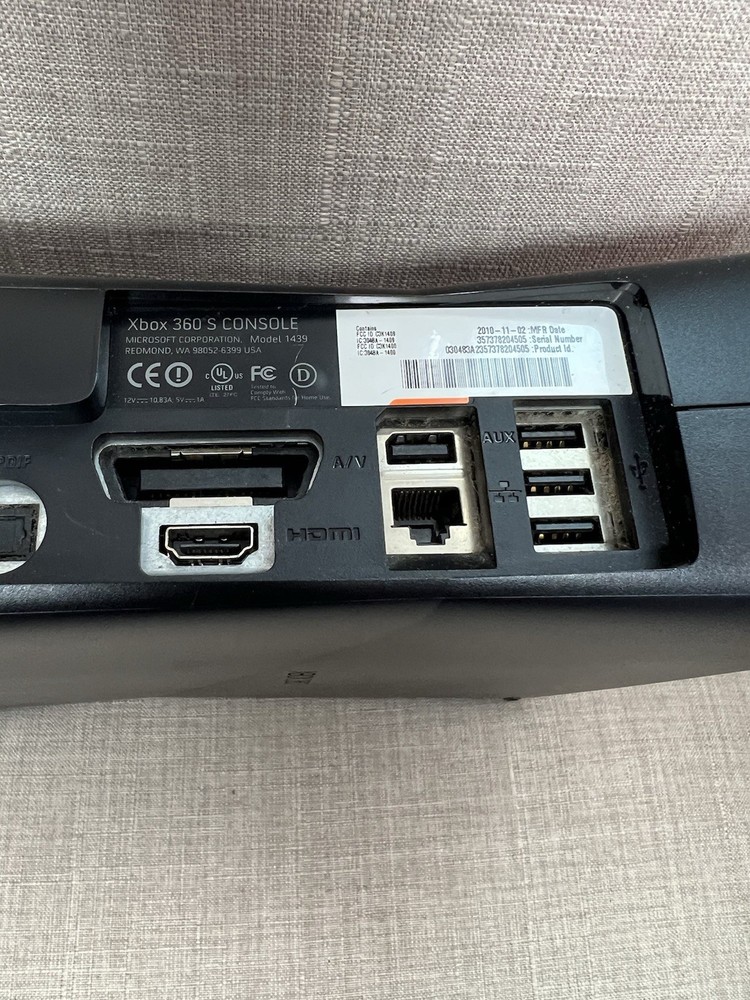 Microsoft Xbox 360 S CONSOLE ONLY