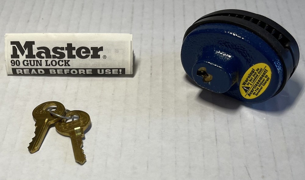 MASTER LOCK 90 Trigger Gun Lock Keyed Alike Rubber Pads