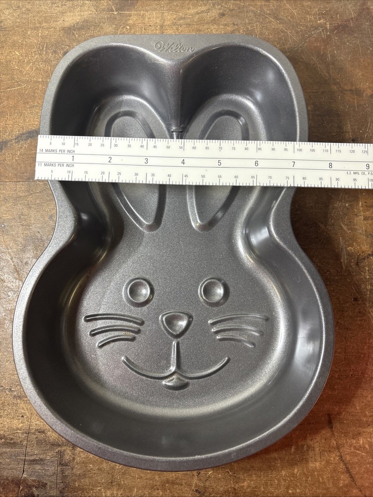 Wilton Easter Bunny Cake Pan - Big Ears