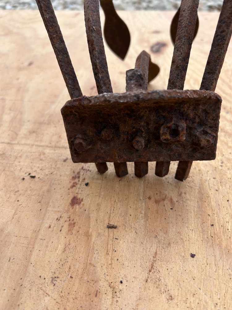 Cultivator Rake Head Rusty Rustic no handle Original Vintage Primitive Metal
