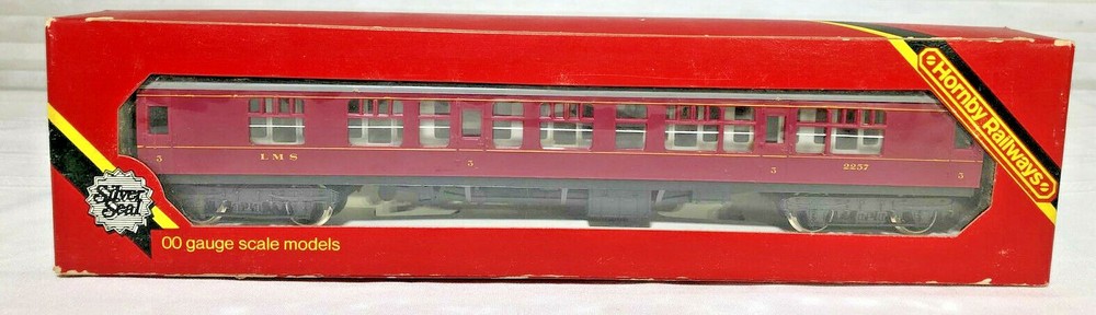 Hornby Railways Gauge Silver Seal