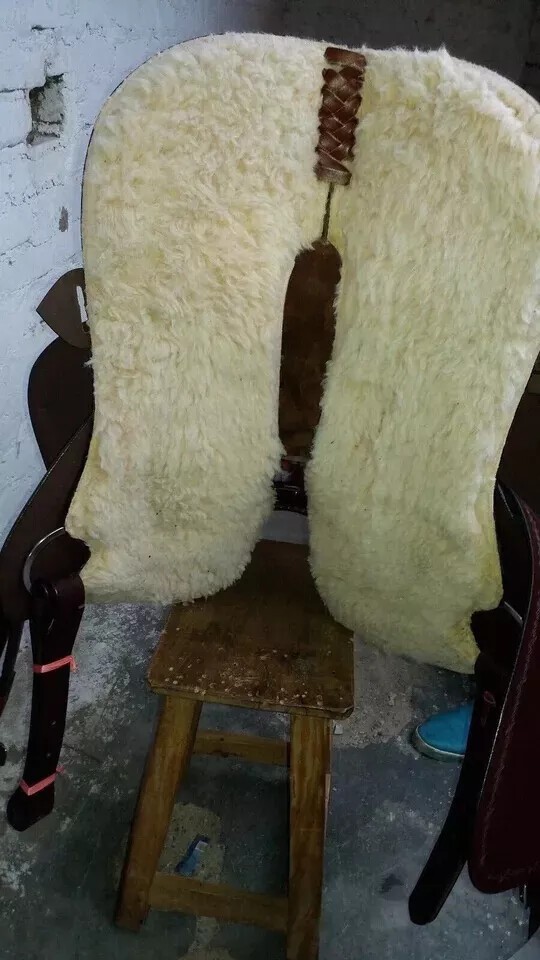 Australian half breed saddle leather saddle for horses Size 16".