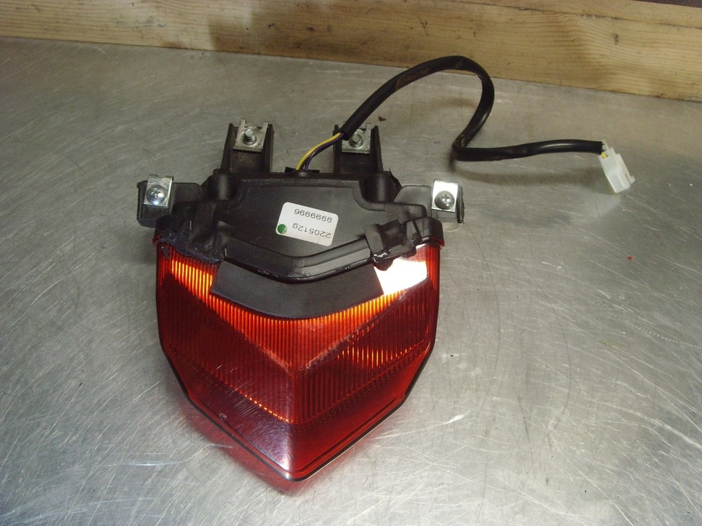 BENELLI BN 125 2022 REAR BRAKE TAIL LIGHT