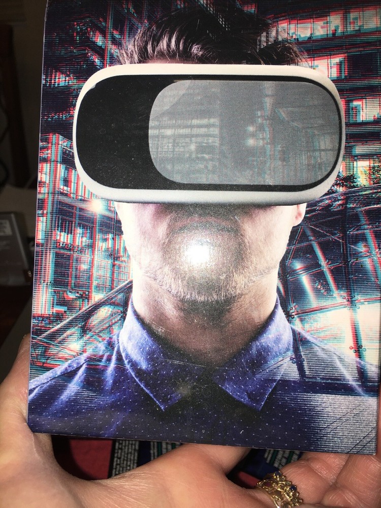 Virtual Reality Headset By Wireless Gear For iPhone or Android 3-D Experience