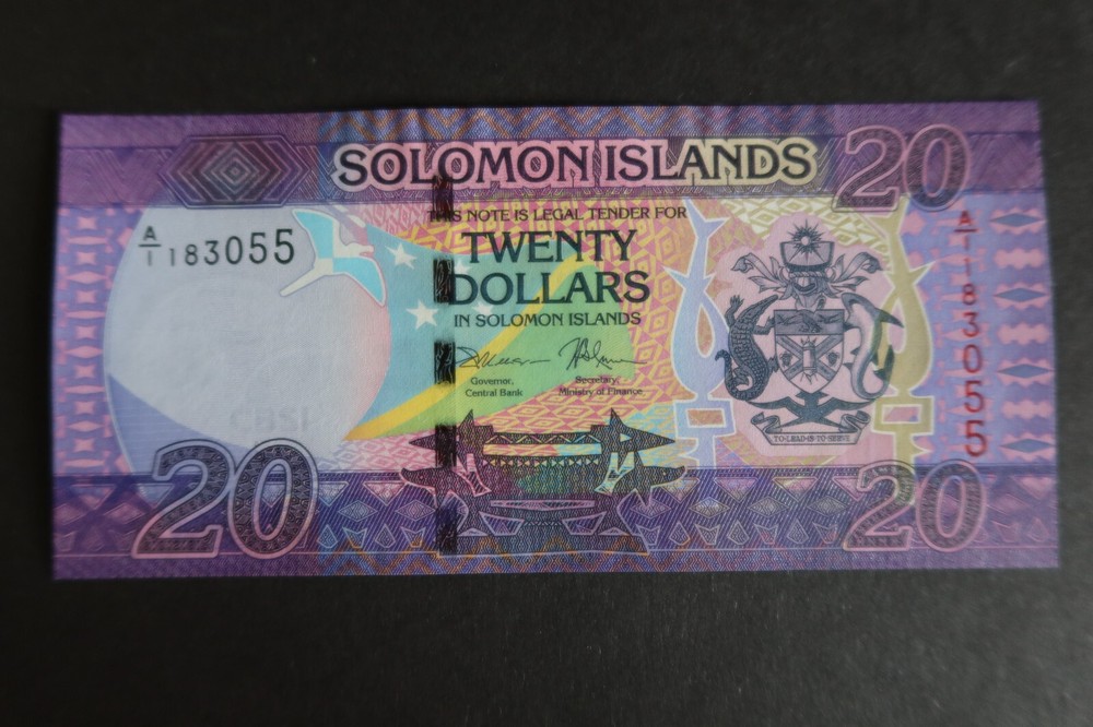 SOLOMON ISLANDS 2013-18 ISSUE, $20, A/1 183055, P34 - UNCIRCULATED