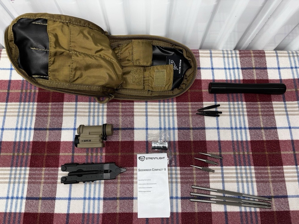 GERBER COMBAT ENGINEERS KIT EOD TOOL SET WITH STREAMLIGHT SIDEWINDER COMPACT II