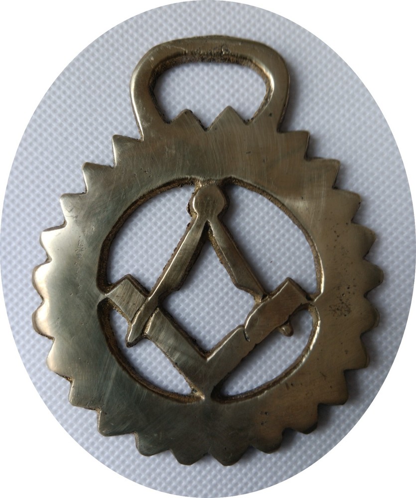 MASONIC   horse brass (7266)