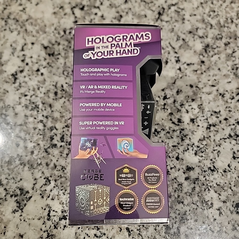 MERGE CUBE AR VR (Augmented Reality / Virtual Reality) Interactive Hologram