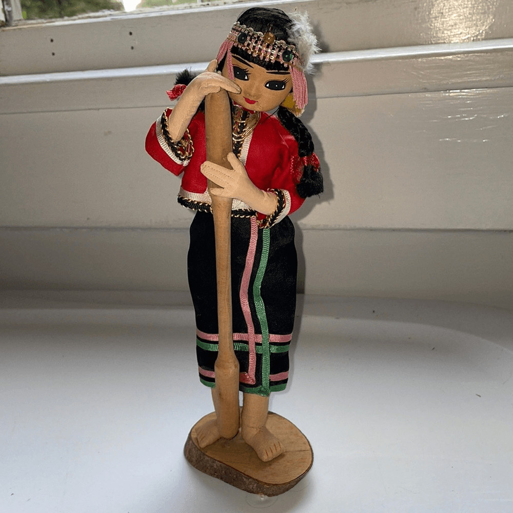 Vintage decorative Peruvian female doll