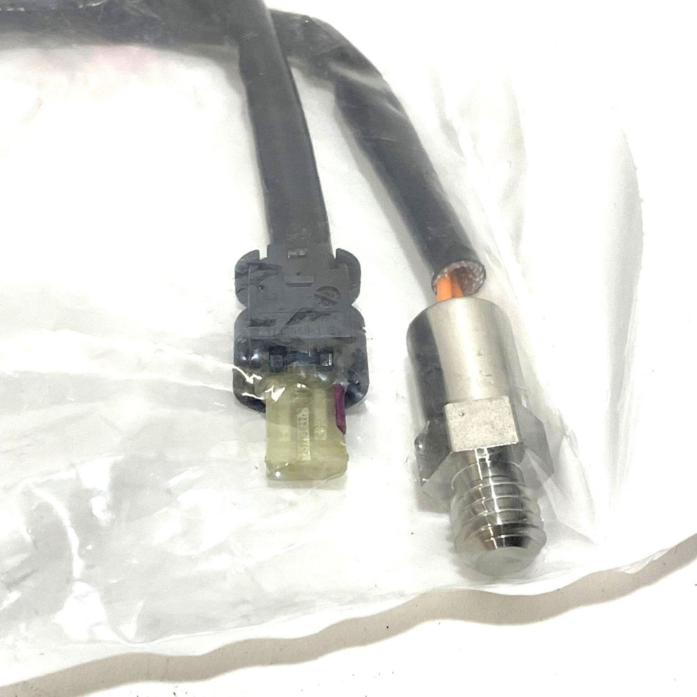NEW Genuine Harley 2017 Up Milwaukee 8 Engine Temp Sensor 32700054