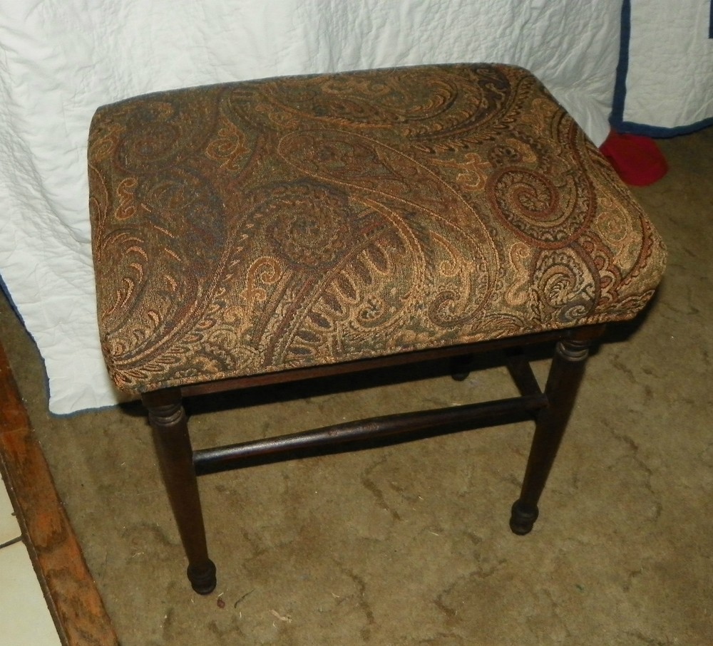 Mahogany Vanity Bench- brown print (VB-66)
