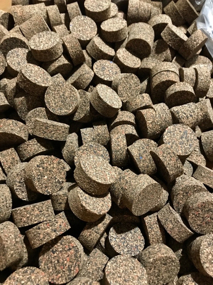 Cork Rings 4 Mixed Grain Rubberized Solid , 1 1/4” x 1/2” Very Nice!