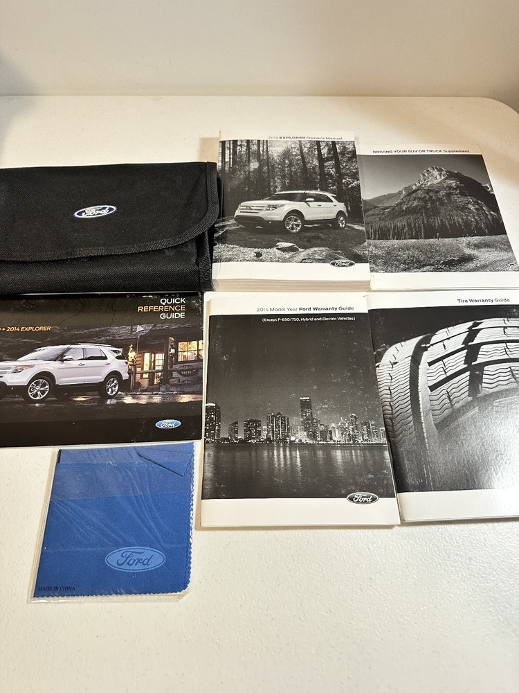 2014 Ford Explorer Owner's Manual Set