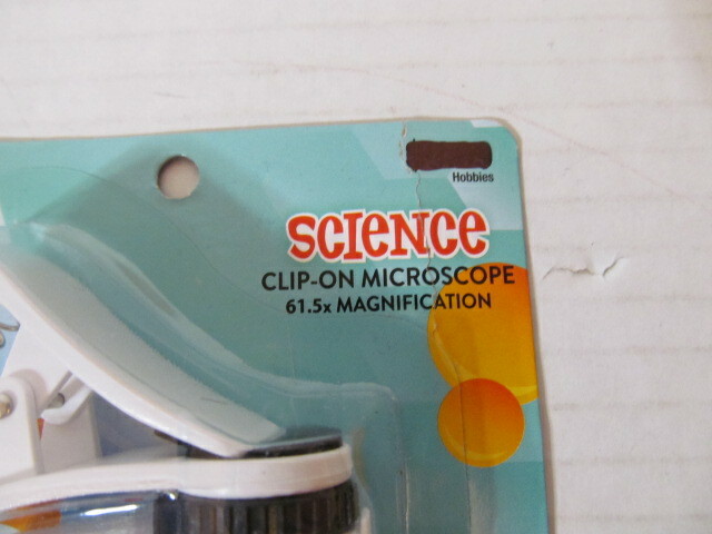 Smartphone Clip-On Science Microscope with 61.5x Magnification