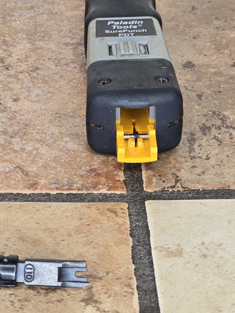 Paladin Tools PA4941 DataComm Technicians Surepunch PDT With 4 Bits Tech