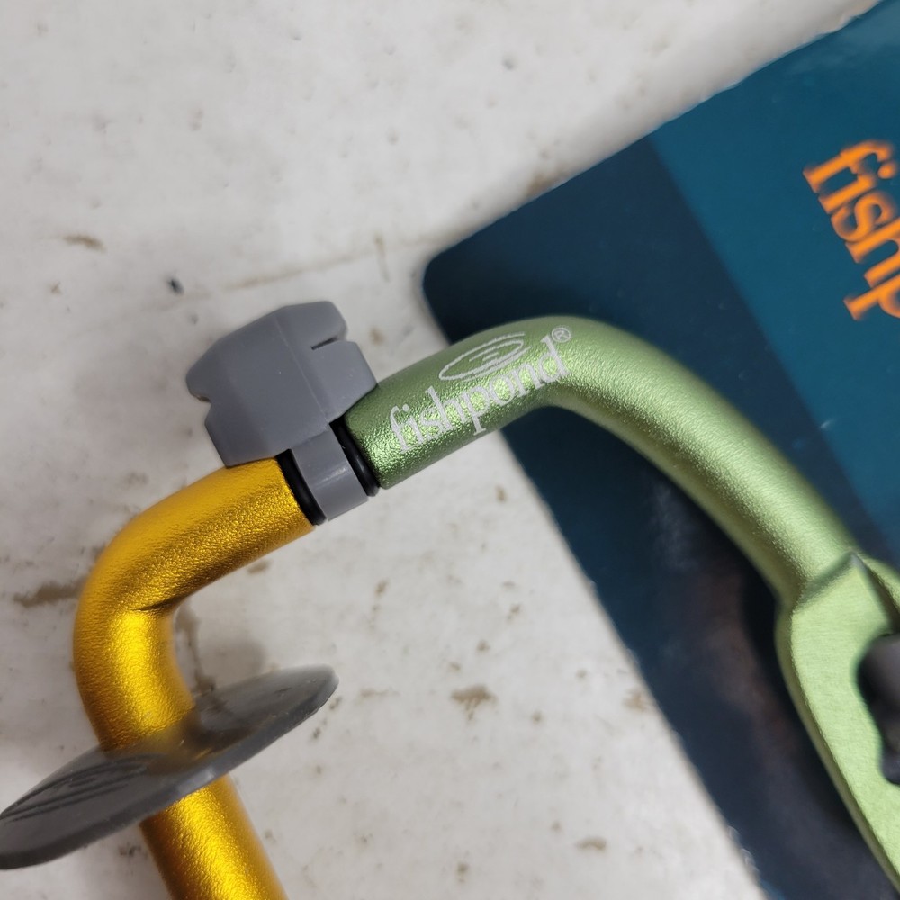 Rio-Fishpond Headgate tippet Holder