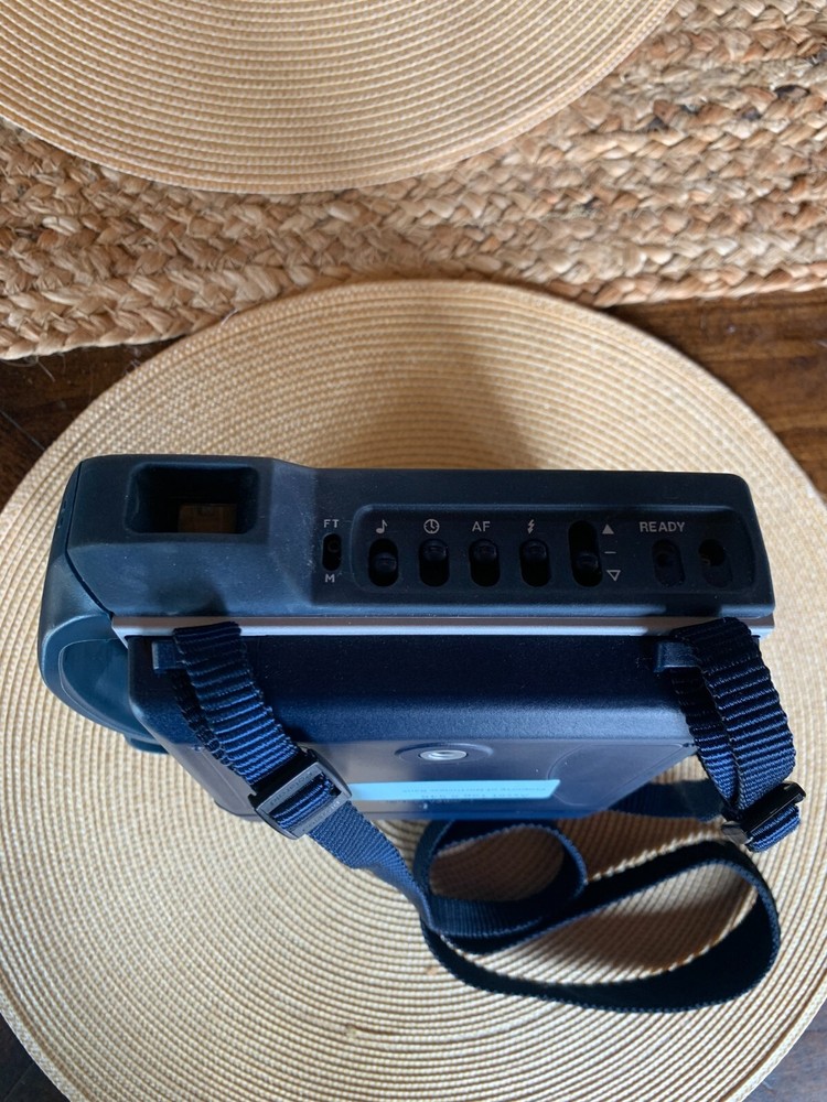 Polaroid Model 1200si camera untested