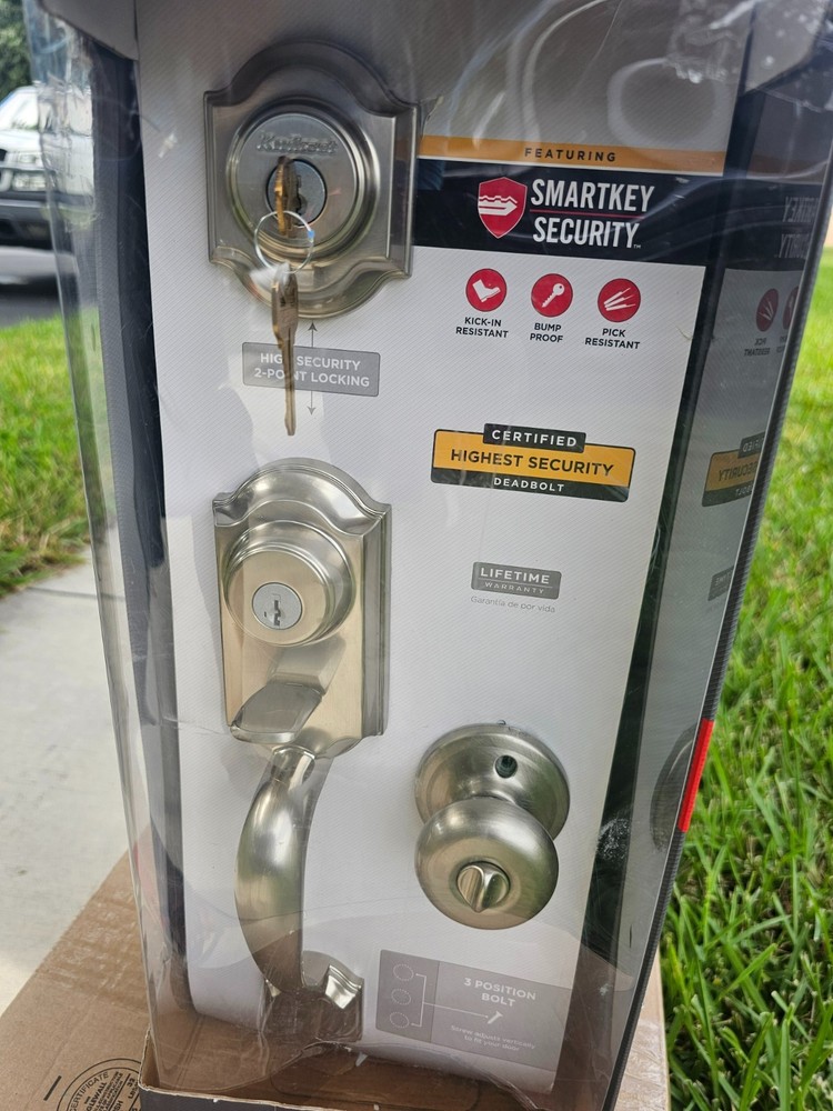 Kwikset double  Single Cylinder Handle set - Silver new