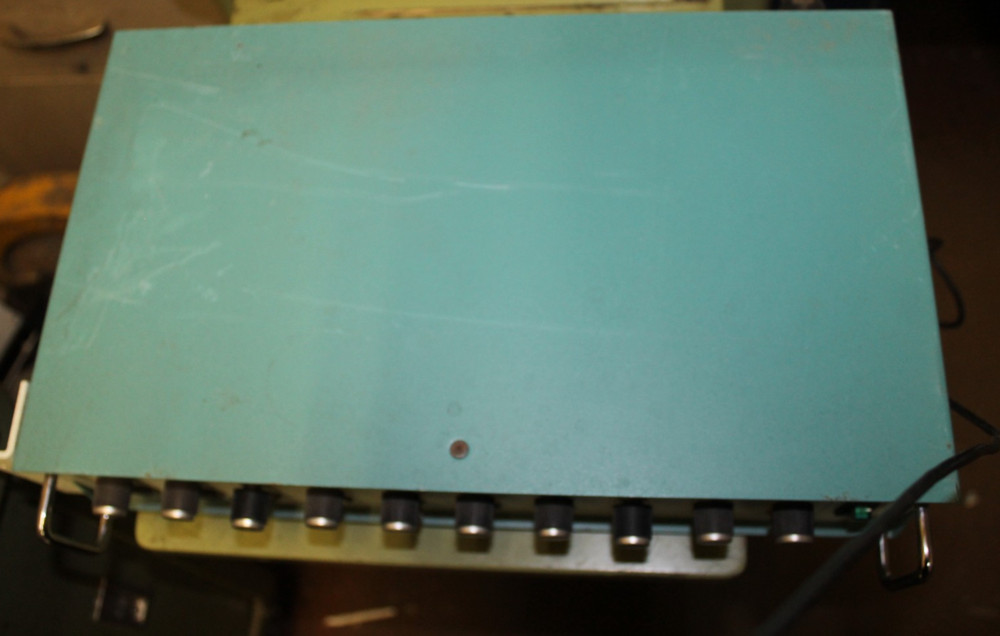 A-M Systems MODEL 1800 differential AC amplifier