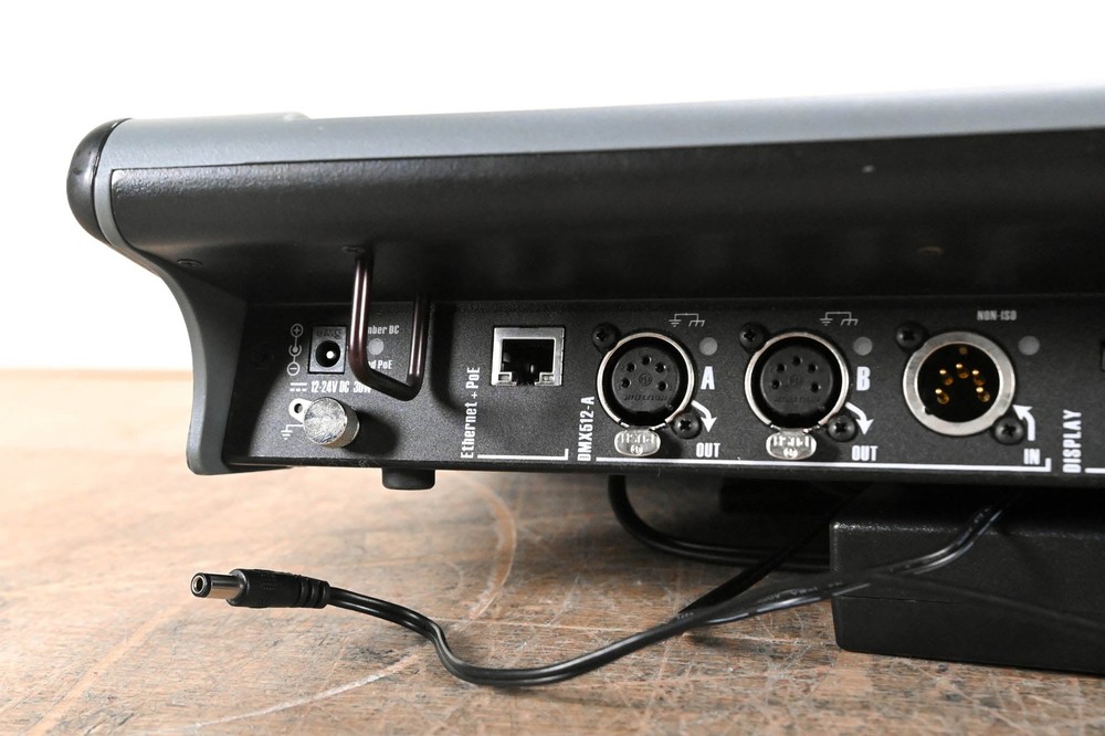 Pathway Connectivity Cognito2 PRO512 Lighting Console with 512 Outputs CG01D70