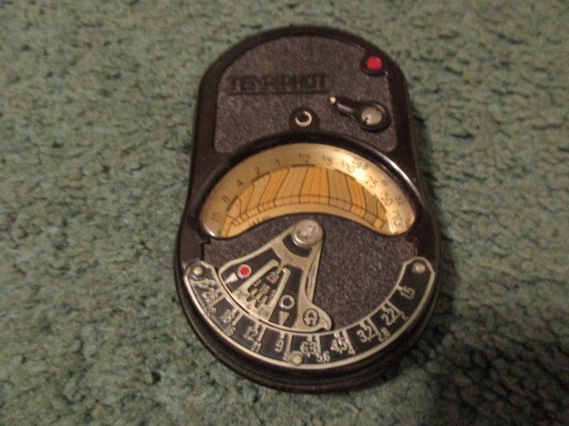Vintage Tempiphot Light Exposure Meter w/Case