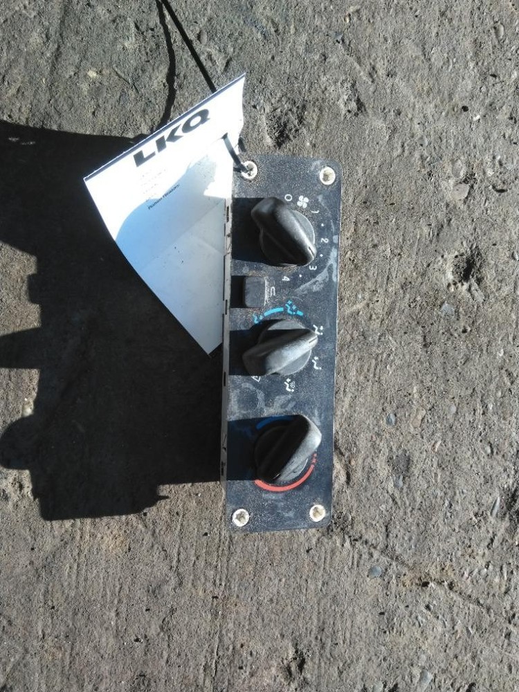 Replaces 2012 FREIGHTLINER M2 112 TEMPERATURE CONTROL , OR