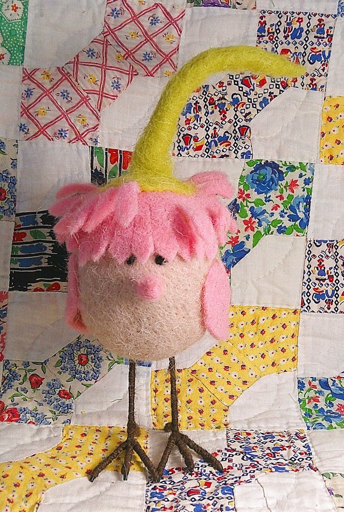 Cute Wool Felted Easter Egg Chick Large Soft Pink Daisy NWT