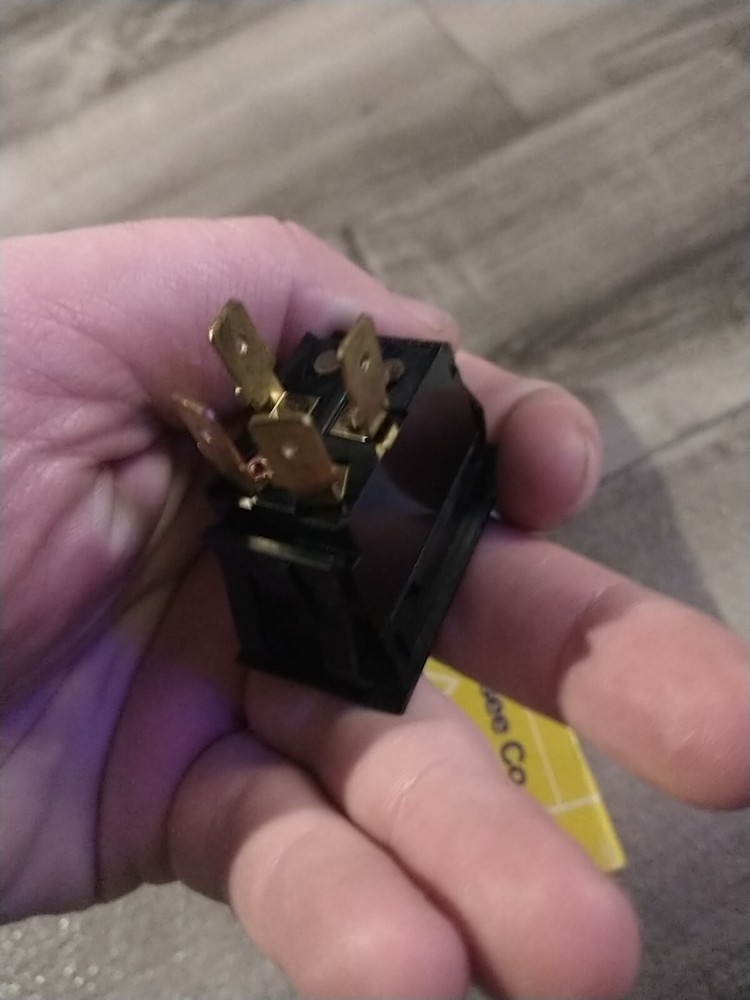 Cole Hersee Toggle Switch 57009-09