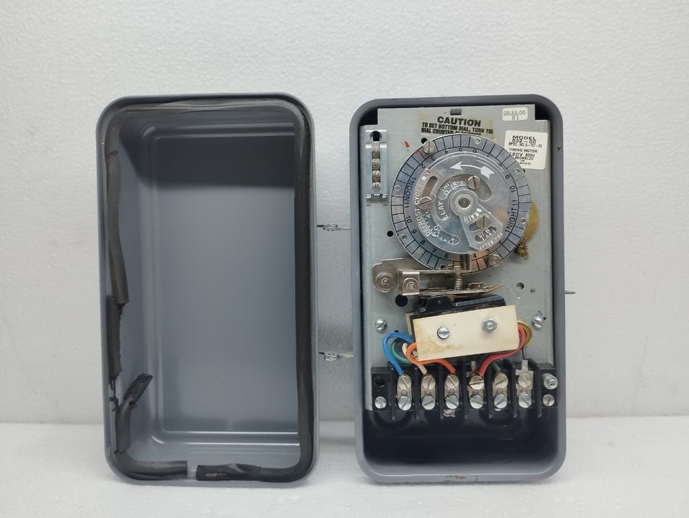 PARAGON 632-00 Defrost Control Timer 10A 120VAC USED