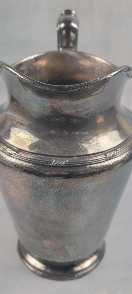 Vtg Silverplate 1928 Reed & Barton Water Pitcher Jug Hammered Pattern 5585