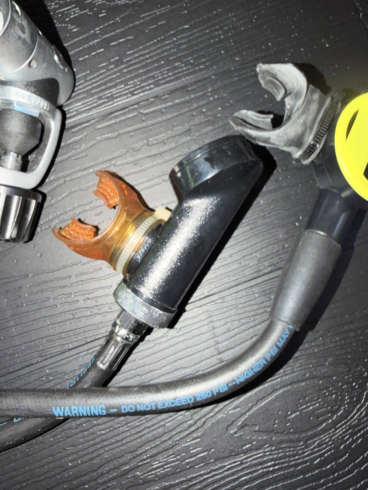 Oceanic Scuba Regulator Set