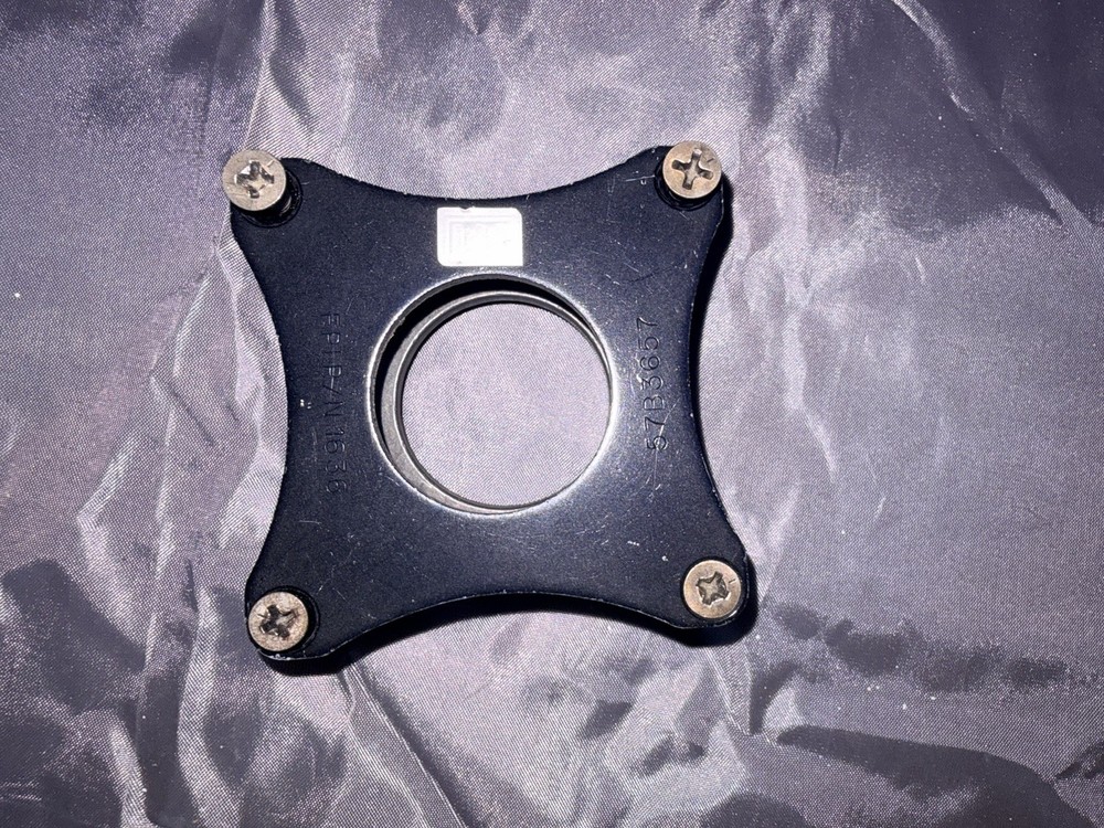 CRU 60 Mount