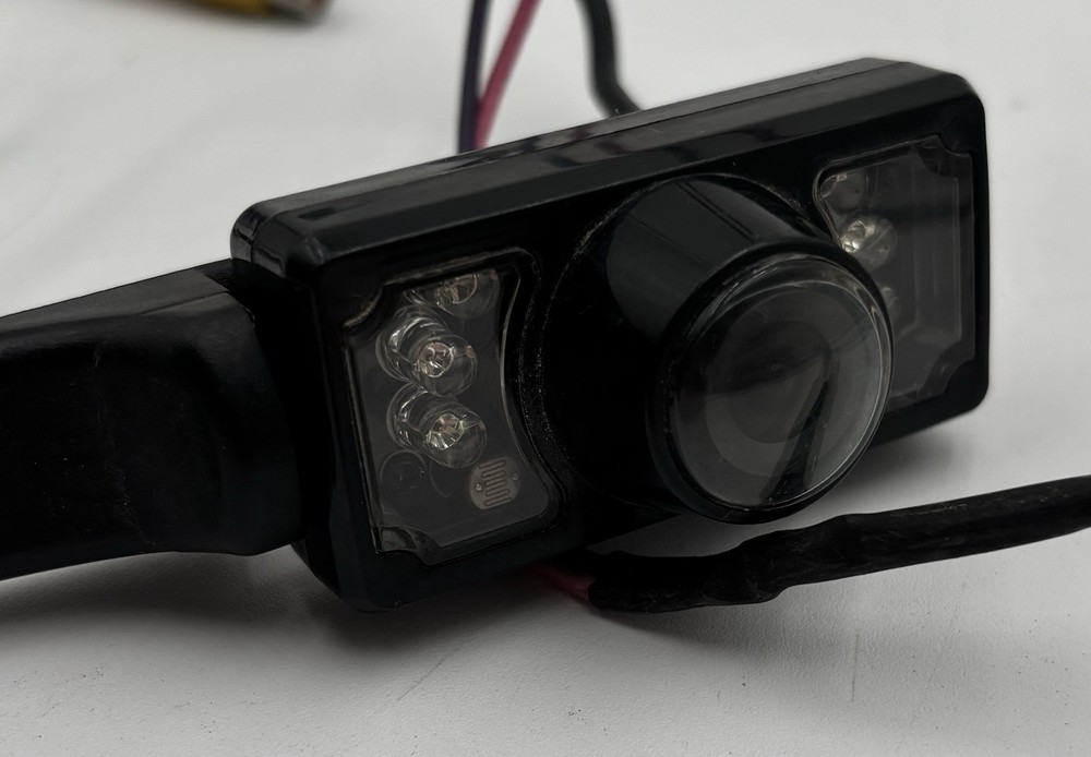 Bundle of Vintage Vehicle Electronics