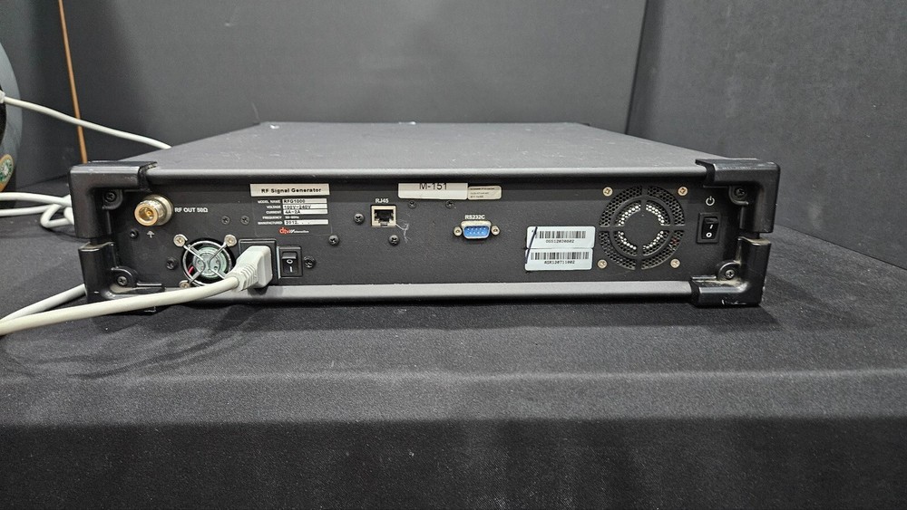 DTV RFG1000 : RF Generator_Q