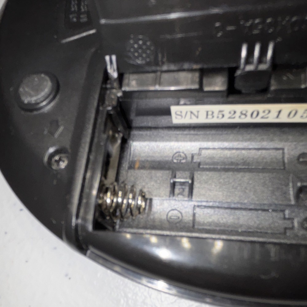 Durabrand CD-566 Programmable CD Player Silver/Black LCD Display Repeat