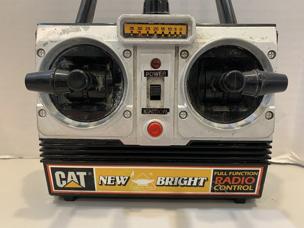 Vintage New Bright CAT Caterpillar 992C Wireless Remote Control 49MHz Front Load